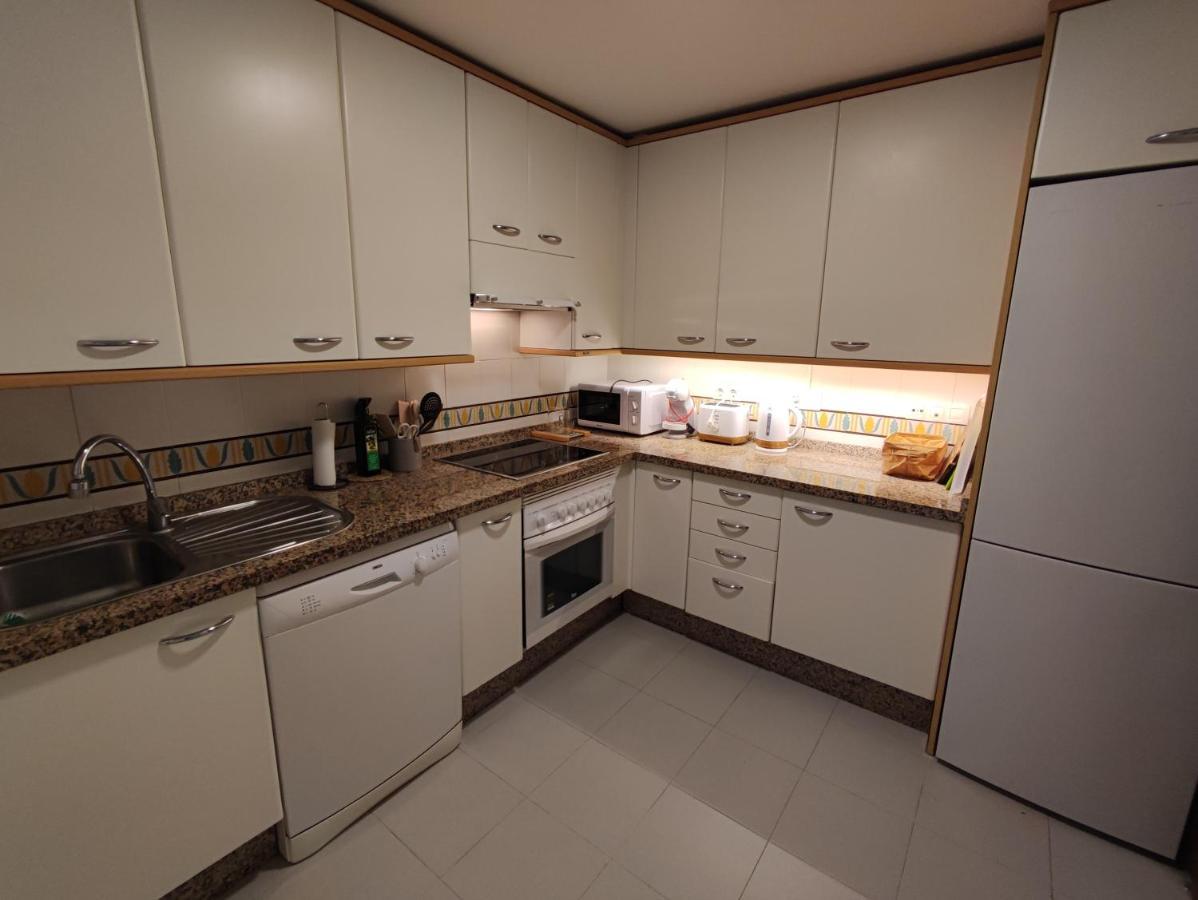 Costalita On The Beach - 3 Bedroom Cosy Apartment Estepona Exteriör bild
