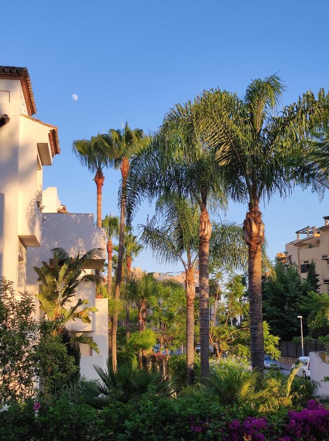 Costalita On The Beach - 3 Bedroom Cosy Apartment Estepona Exteriör bild